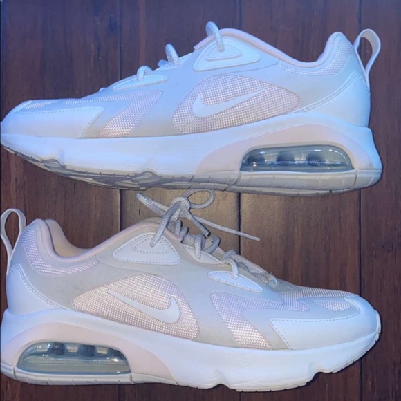 Nike Airmax 200-Woman’s size 8.5-Pink and white - Picture 1 of 2